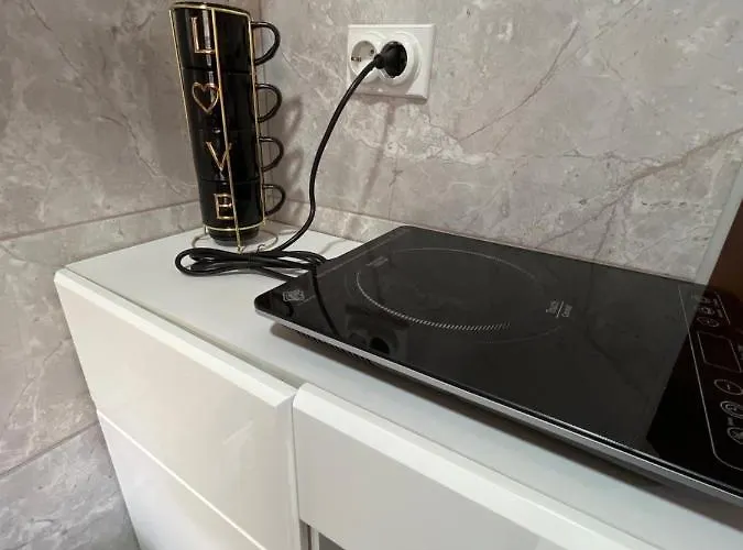 Aloha アパート ノヴィ・パザル